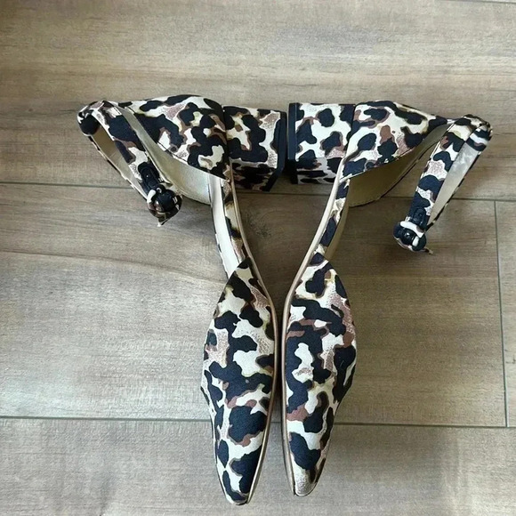 CABI “KIKI” Ankle Strap Leopard Print Shoes Women's Size 9 - Picture 3 of 7